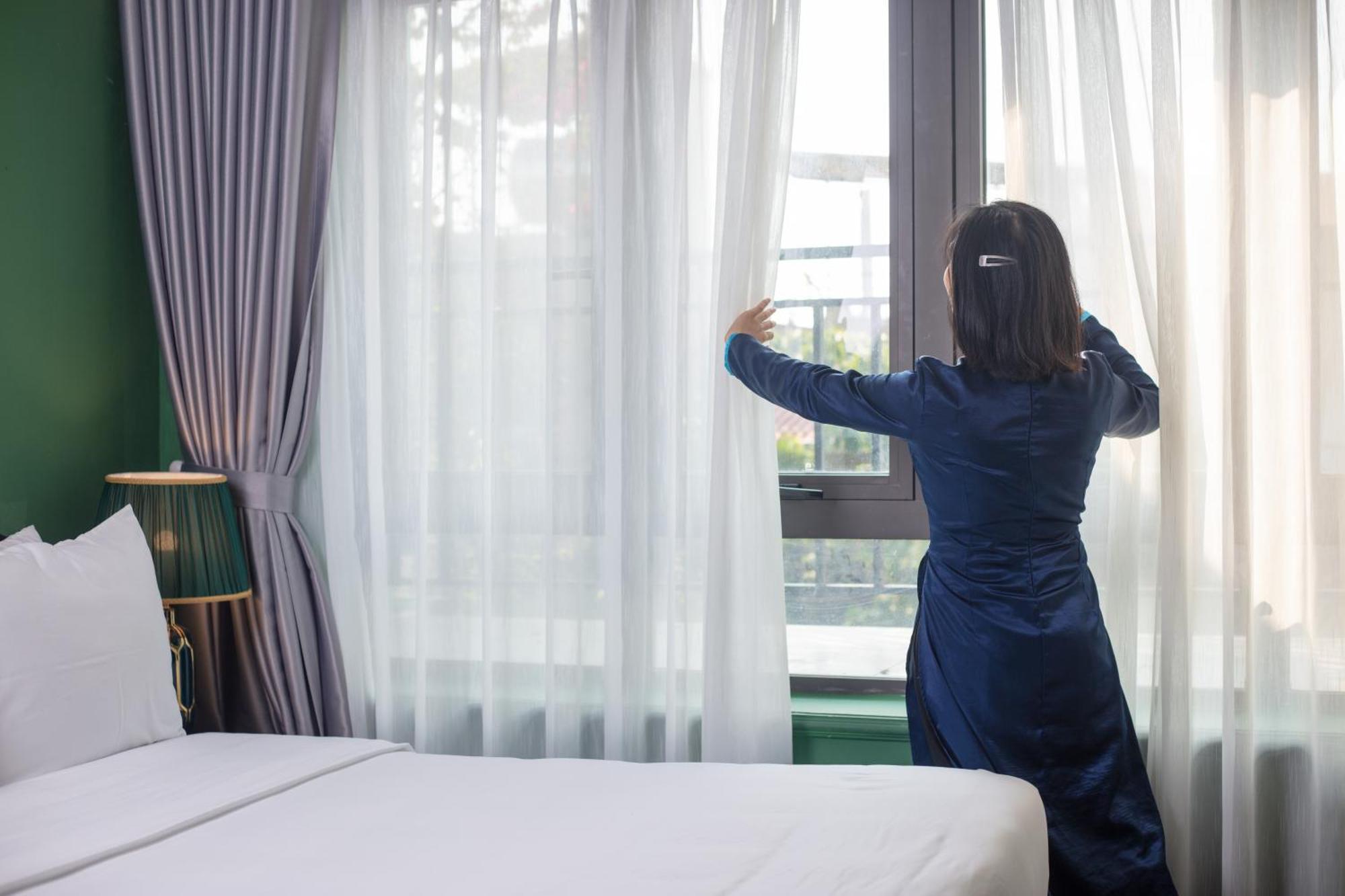 Madelise Adora Hotel & Travel Hanoi Exterior photo