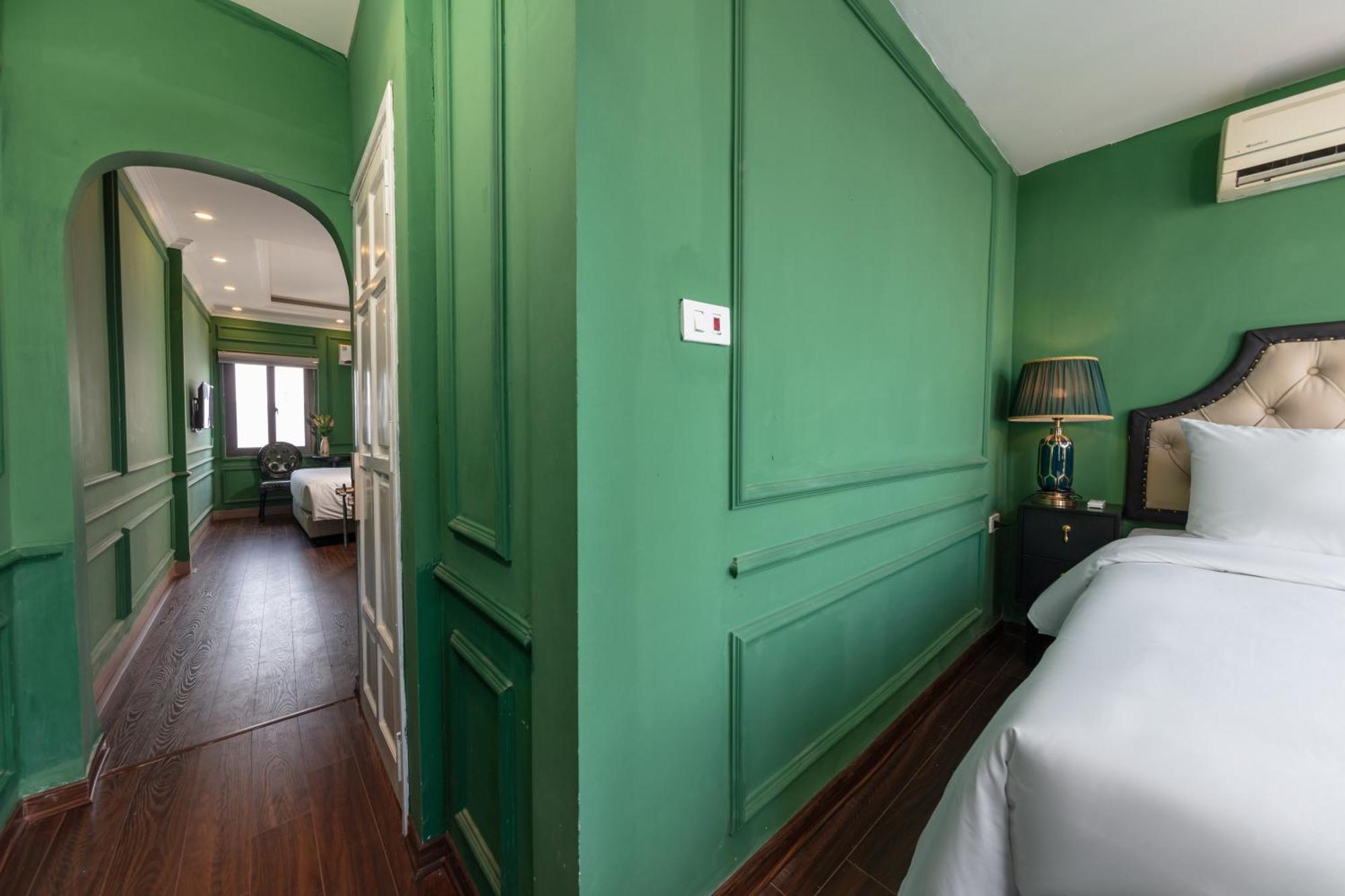 Madelise Adora Hotel & Travel Hanoi Exterior photo