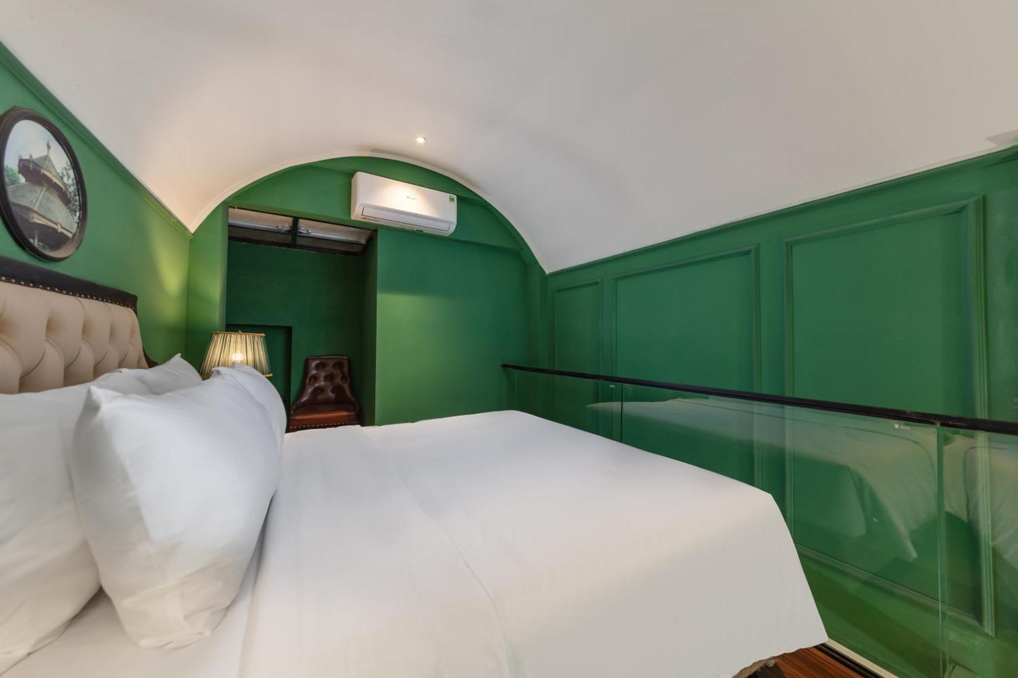 Madelise Adora Hotel & Travel Hanoi Exterior photo